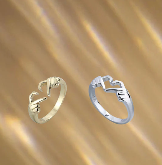 Heart Hands Ring - Resizeable