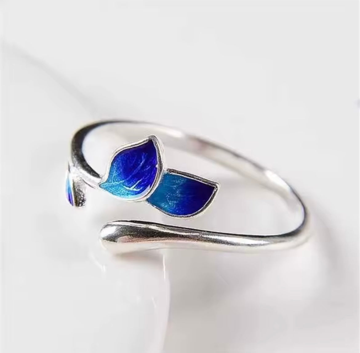 Leafy Blue