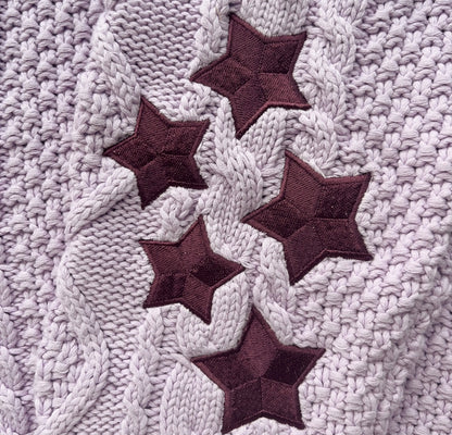 Bestickter Cardigan in Lila mit Sternenmuster