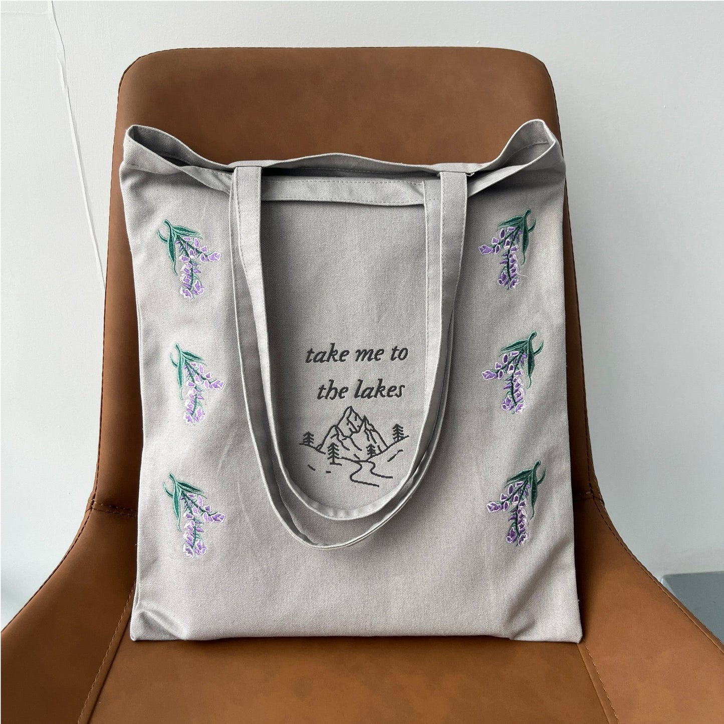 The Lakes Tote Bag - Light Grey